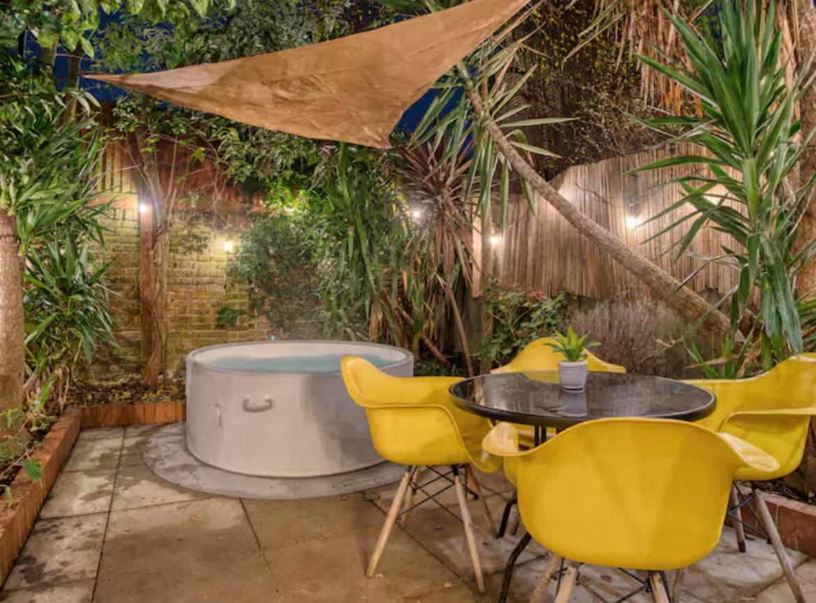The Zen Den With Hot Tub And Garden Villa London Exteriör bild